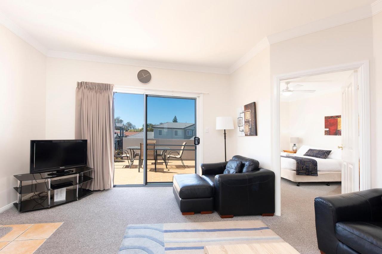 Meridian Beachside Apartments Old Bar Esterno foto