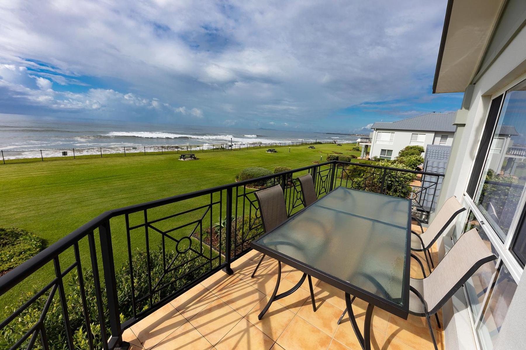 Meridian Beachside Apartments Old Bar Esterno foto